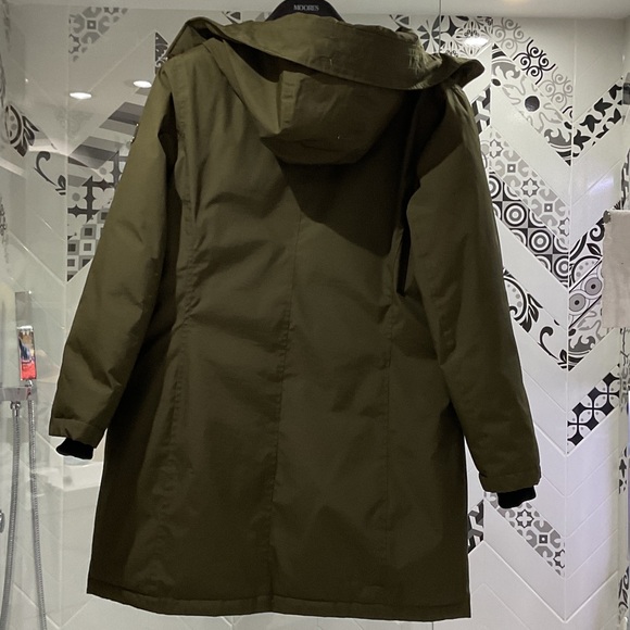 Ivanka Trump Jackets & Blazers - Ivanka Trump Olive Hooded Winter Parka